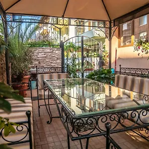 https://hotel-sozopol-8130.sozopol-hotels.com